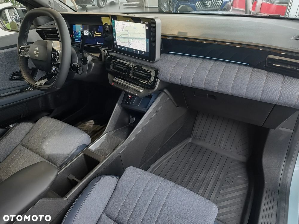 Renault 4 E-Tech 52kWh Comfort Range Techno - 9