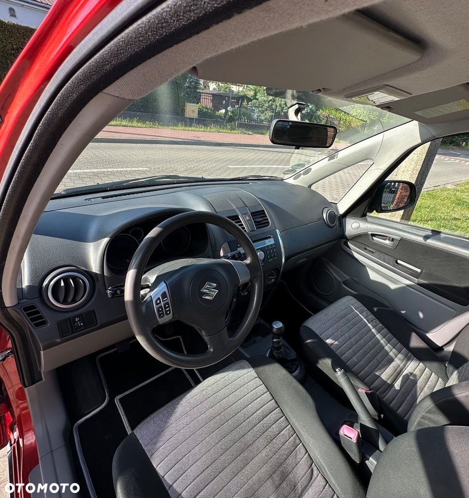 Suzuki SX4 - 15