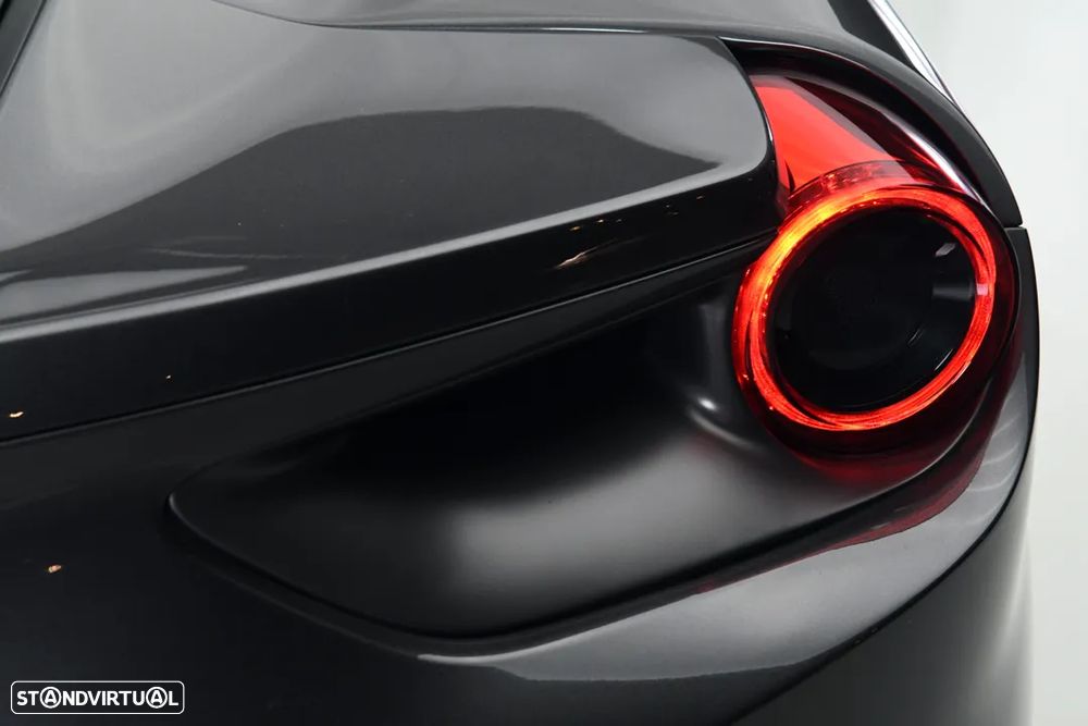 Ferrari 488 GTB - 12