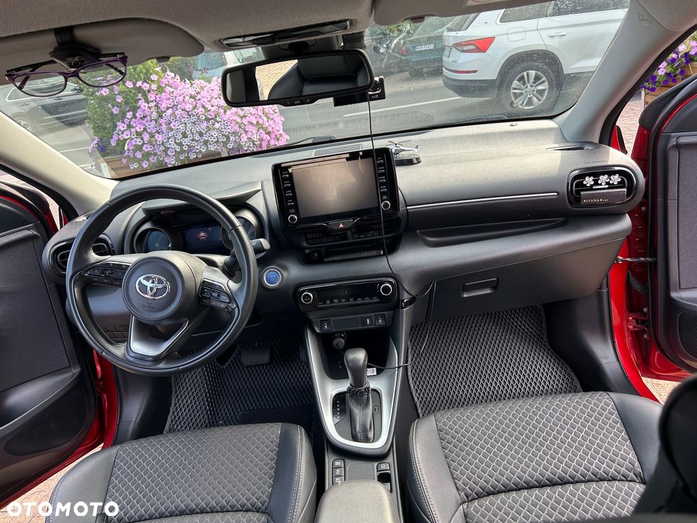 Toyota Yaris - 11