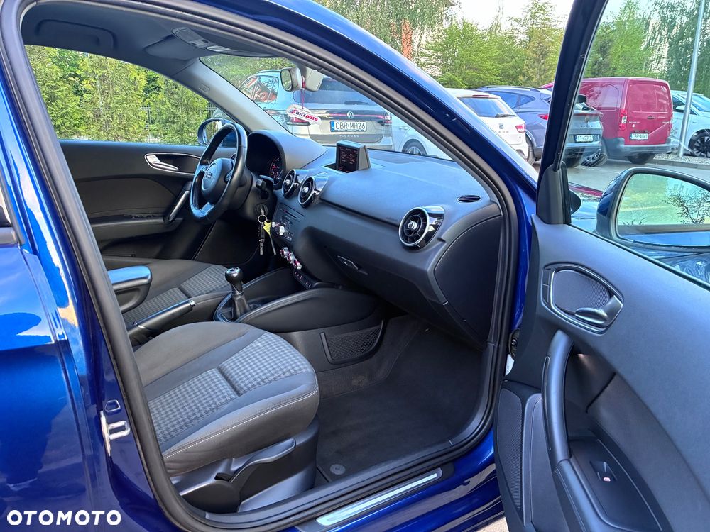 Audi A1 Sportback 1.6 TDI Attraction - 9