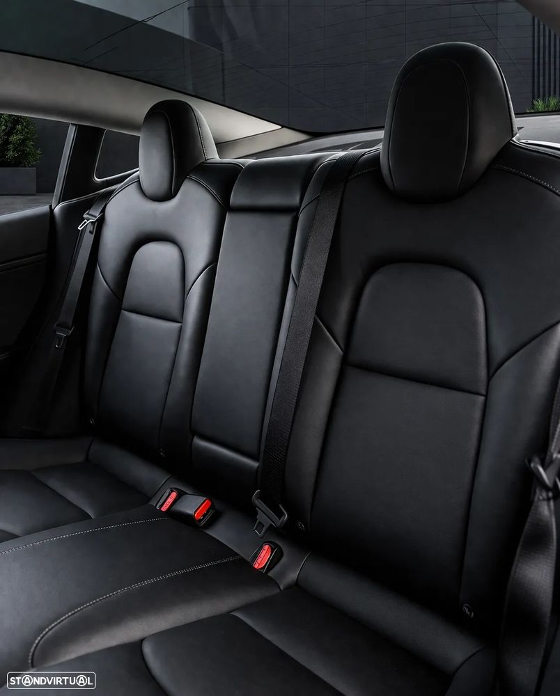 Tesla Model 3 Long-Range RWD - 5