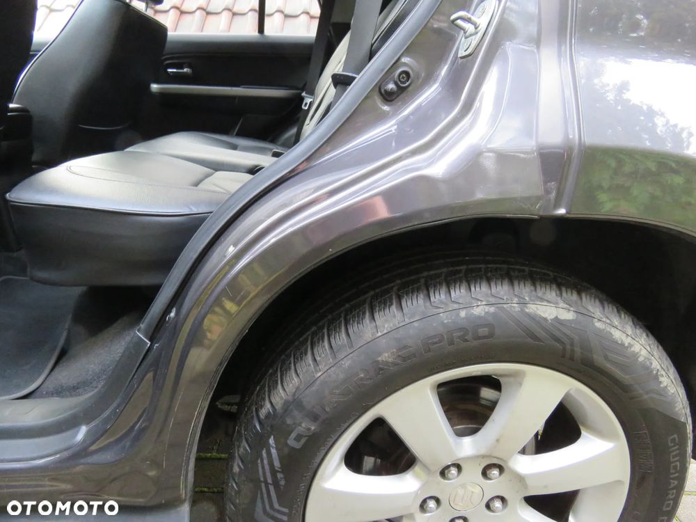 Suzuki Grand Vitara - 12
