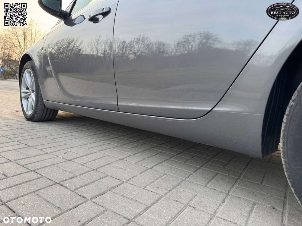 Opel Insignia - 25