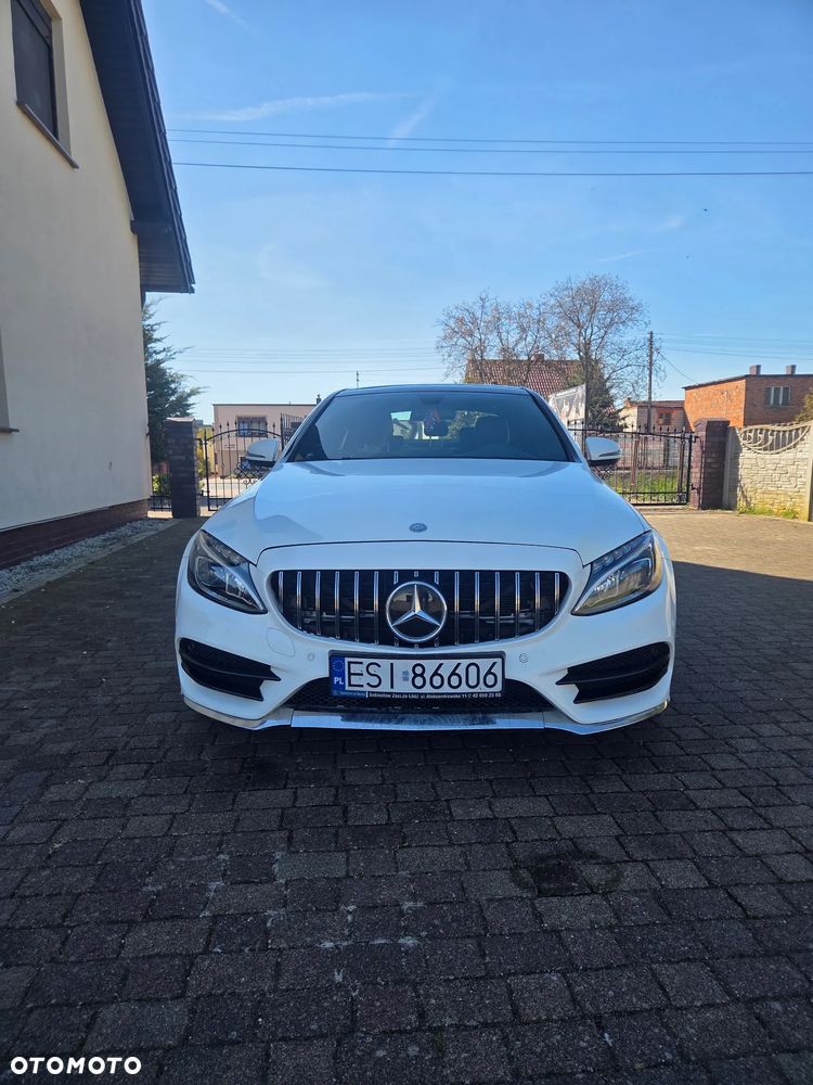 Mercedes-Benz Klasa C 220 d 4Matic 7G-TRONIC Exclusive - 3