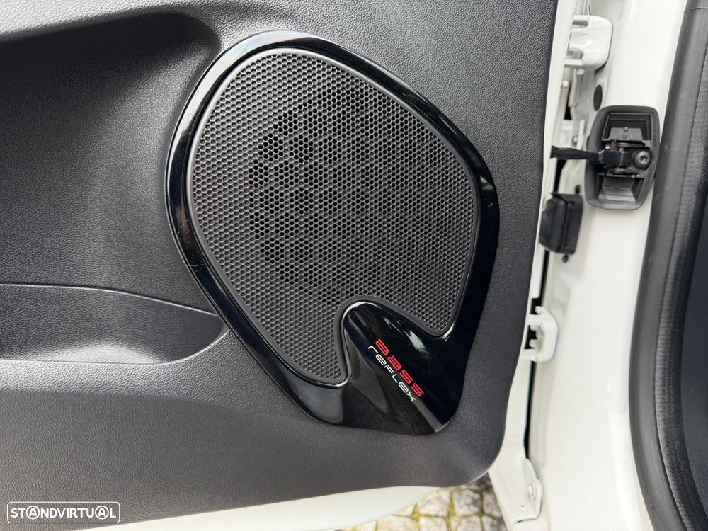 Renault Clio Sport Tourer - 30