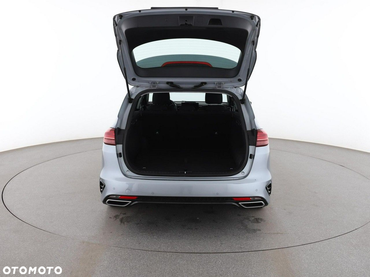 Kia Ceed 1.6 GDI PHEV L DCT - 19
