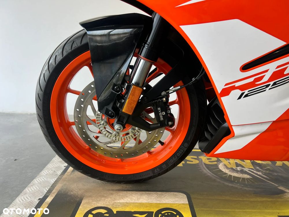 KTM RC 125 - 7