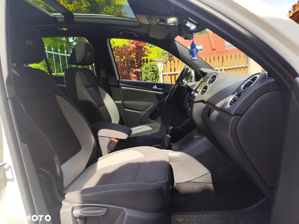 Volkswagen Tiguan - 12