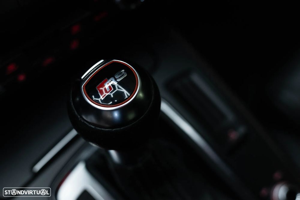 Audi RS5 4.2 FSi quattro - 39