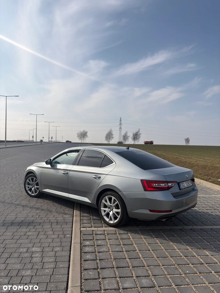 Skoda Superb 2.0 TSI 4x4 Style DSG - 5