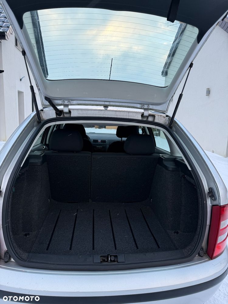 Skoda Fabia 1.4 16V Combi Comfort - 5