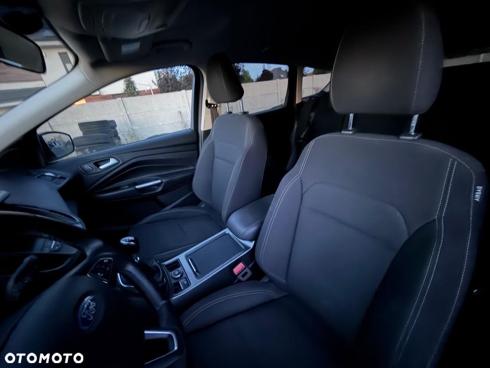 Ford Kuga 1.5 EcoBoost 2x4 SYNC - 19