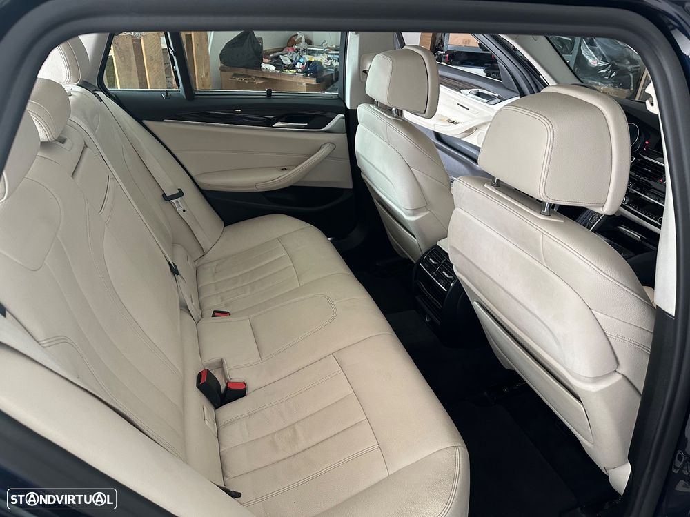 BMW 530 d Auto - 13