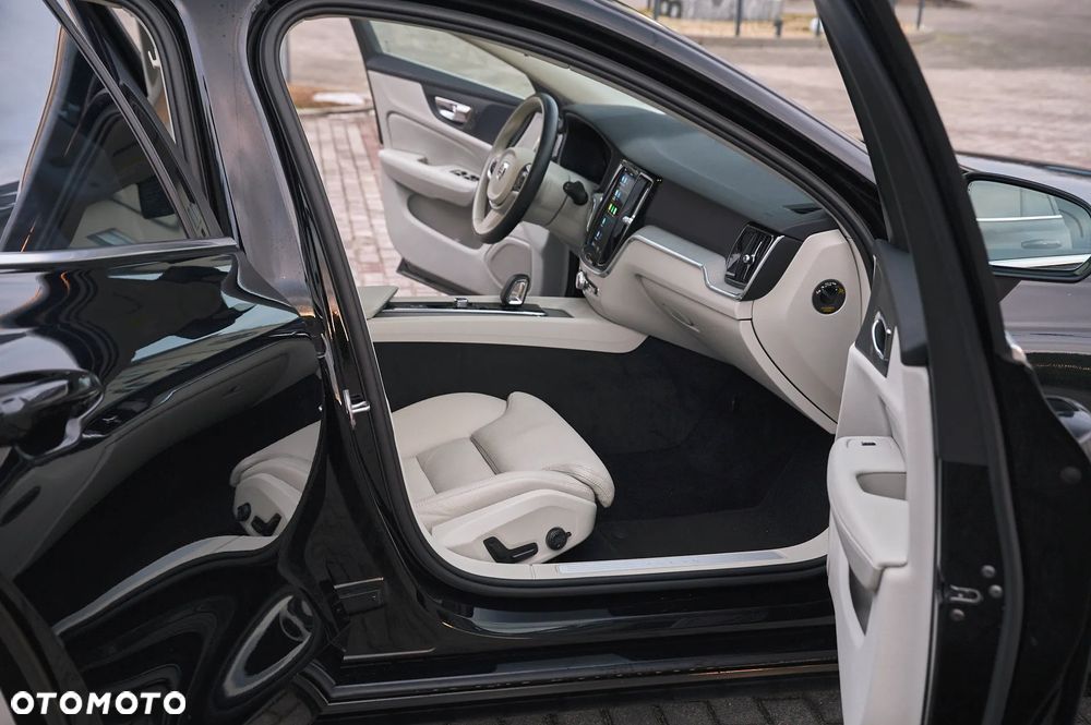 Volvo V60 B4 D Geartronic Inscription - 19