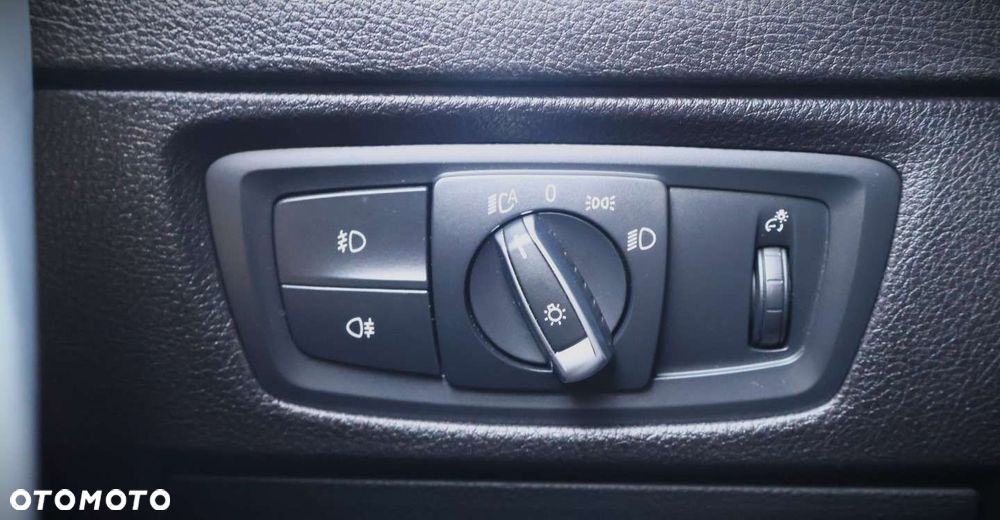 BMW Seria 1 - 21