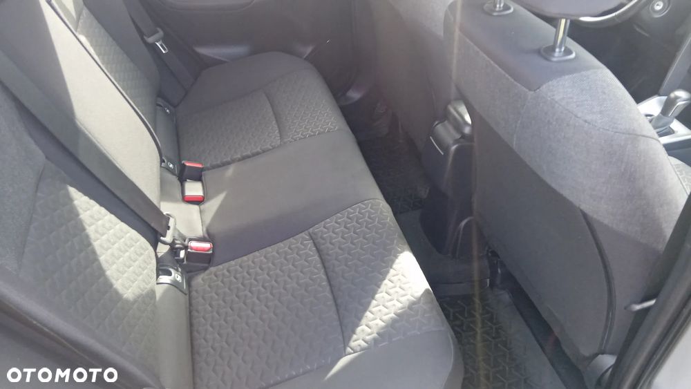 Toyota Yaris Cross - 12