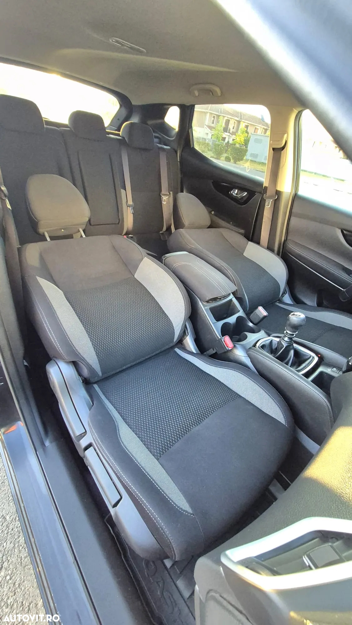 Nissan Qashqai 1.6 DCI ALL-MODE 4x4i Black Edition - 19