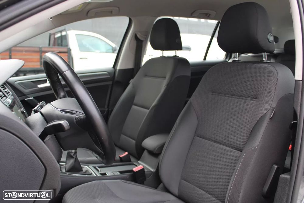 VW Golf Variant 1.6 TDi Confortline - 18