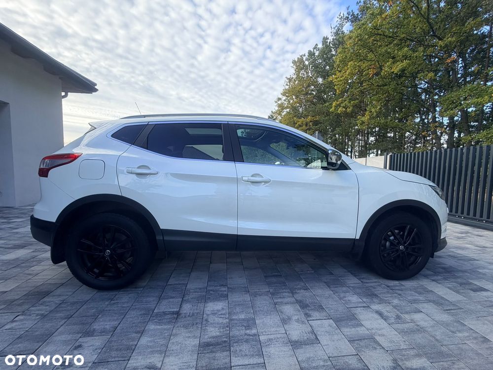 Nissan Qashqai 1.6 Tekna CVT - 2