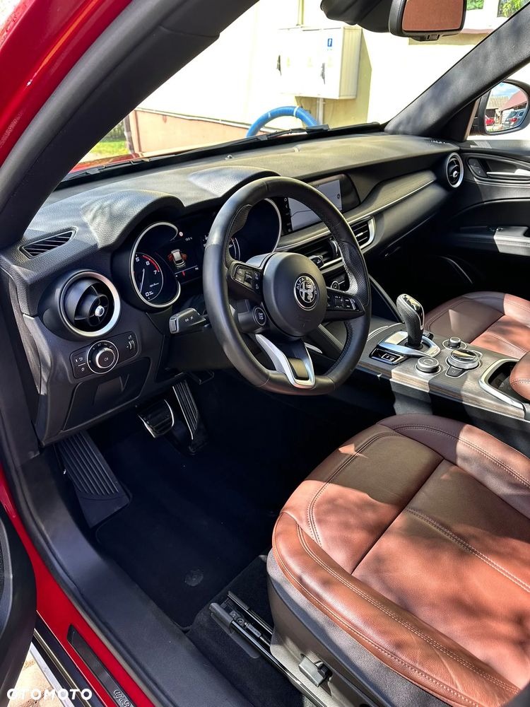 Alfa Romeo Stelvio 2.0 Turbo Veloce TI Q4 - 21