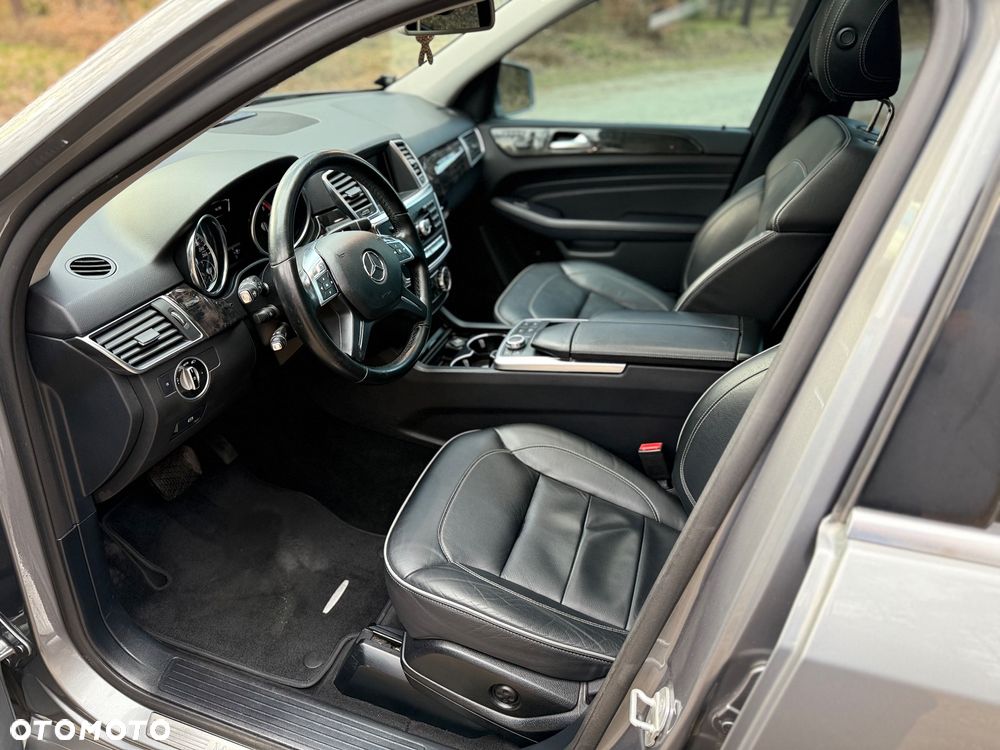 Mercedes-Benz ML 350 BlueTEC 4MATIC 7G-TRONIC - 31