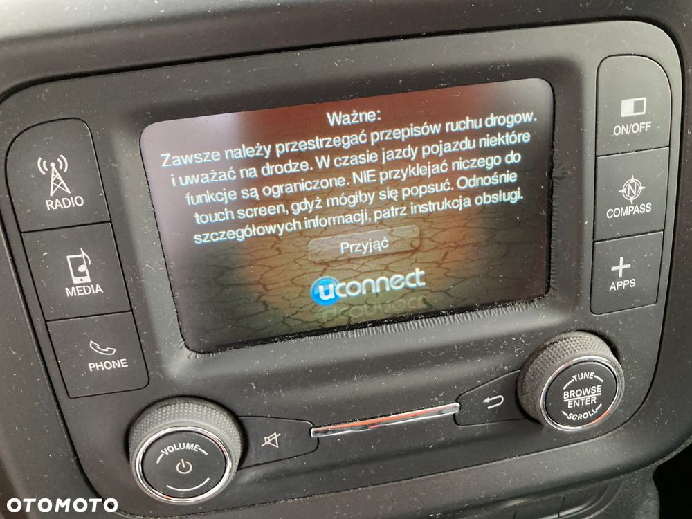 Jeep Renegade 1.6 E-TorQ Sport FWD - 12