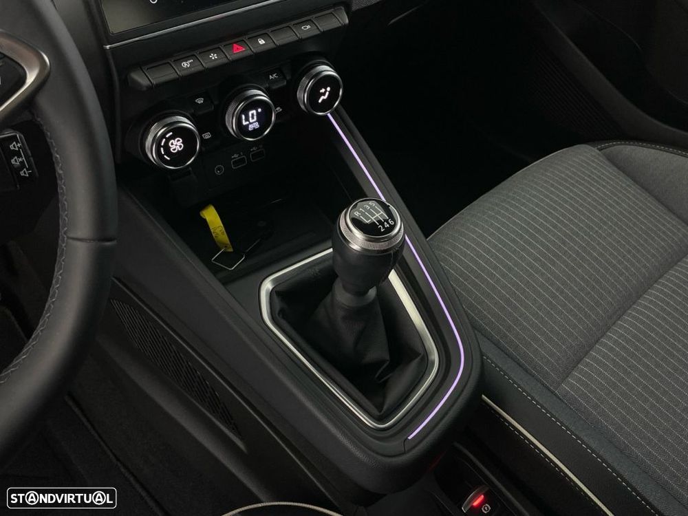 Renault Clio 1.0 TCe Techno - 22