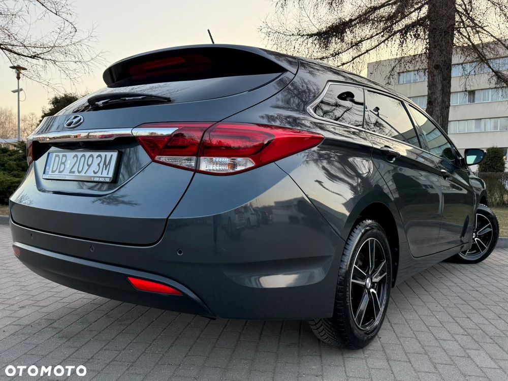 Hyundai i40 1.6 GDI Comfort + - 23