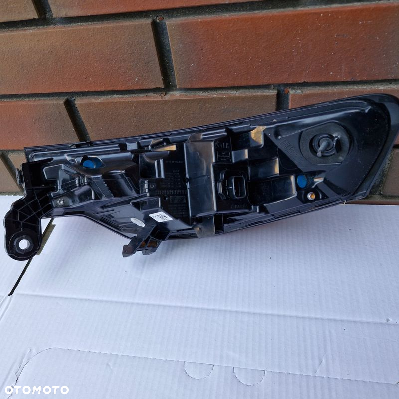 LAMPA LED TYLNA LEWA BMW X2 U10 9448809 EUROPA - 6