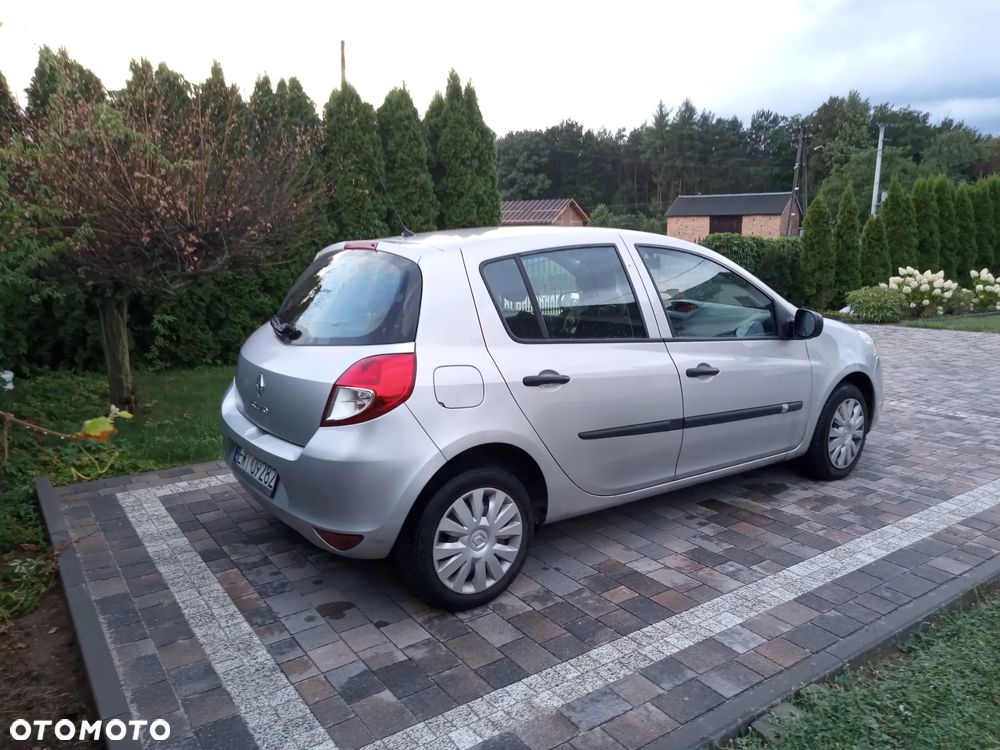 Renault Clio 1.2 16V 75 GPS - 3