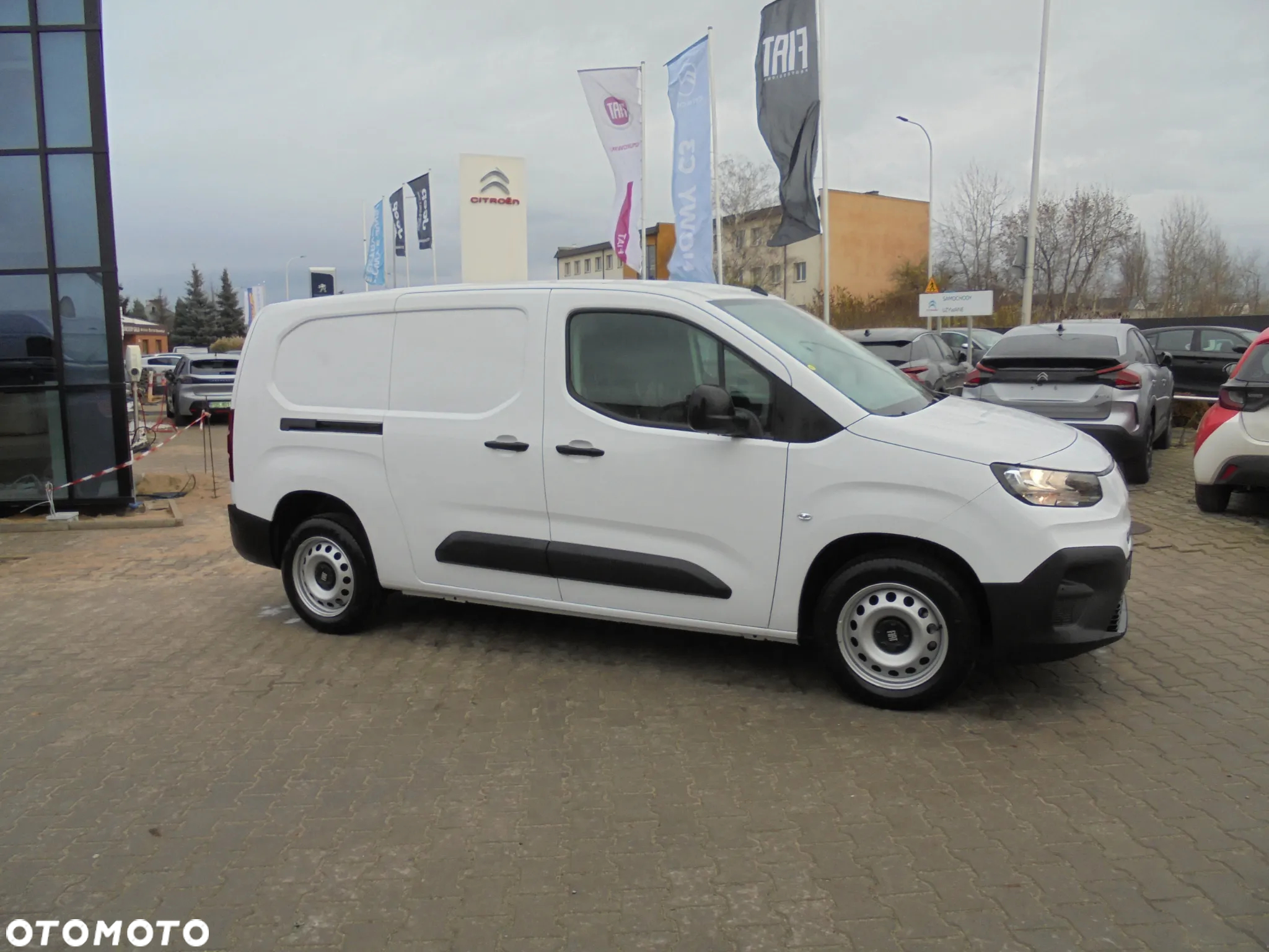 Fiat BlueHDi 1.5, 100 KM, S&S MT - wersja krótka - 2