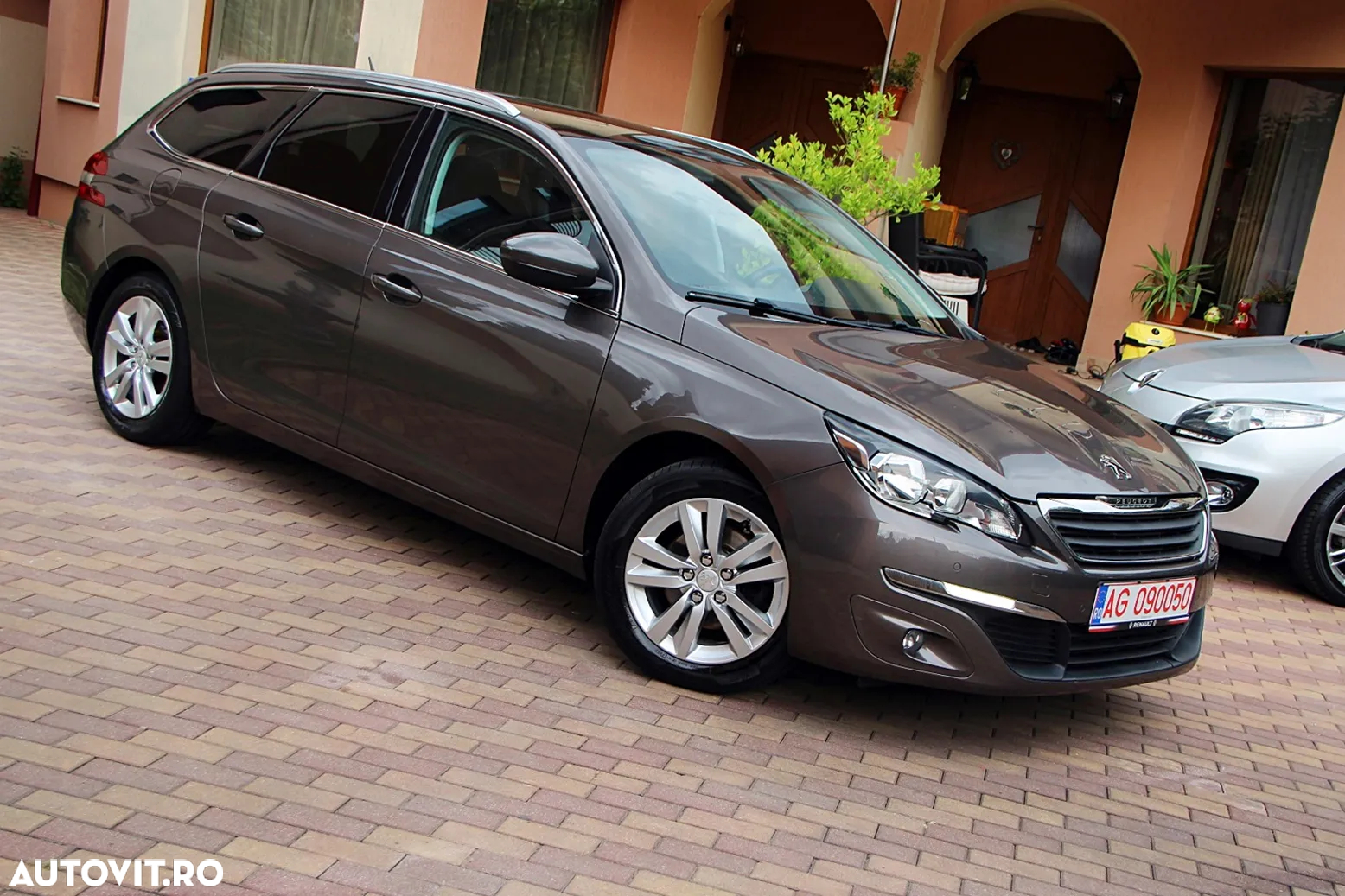 Peugeot 308 BlueHDi FAP 120 Stop&Start Style - 9