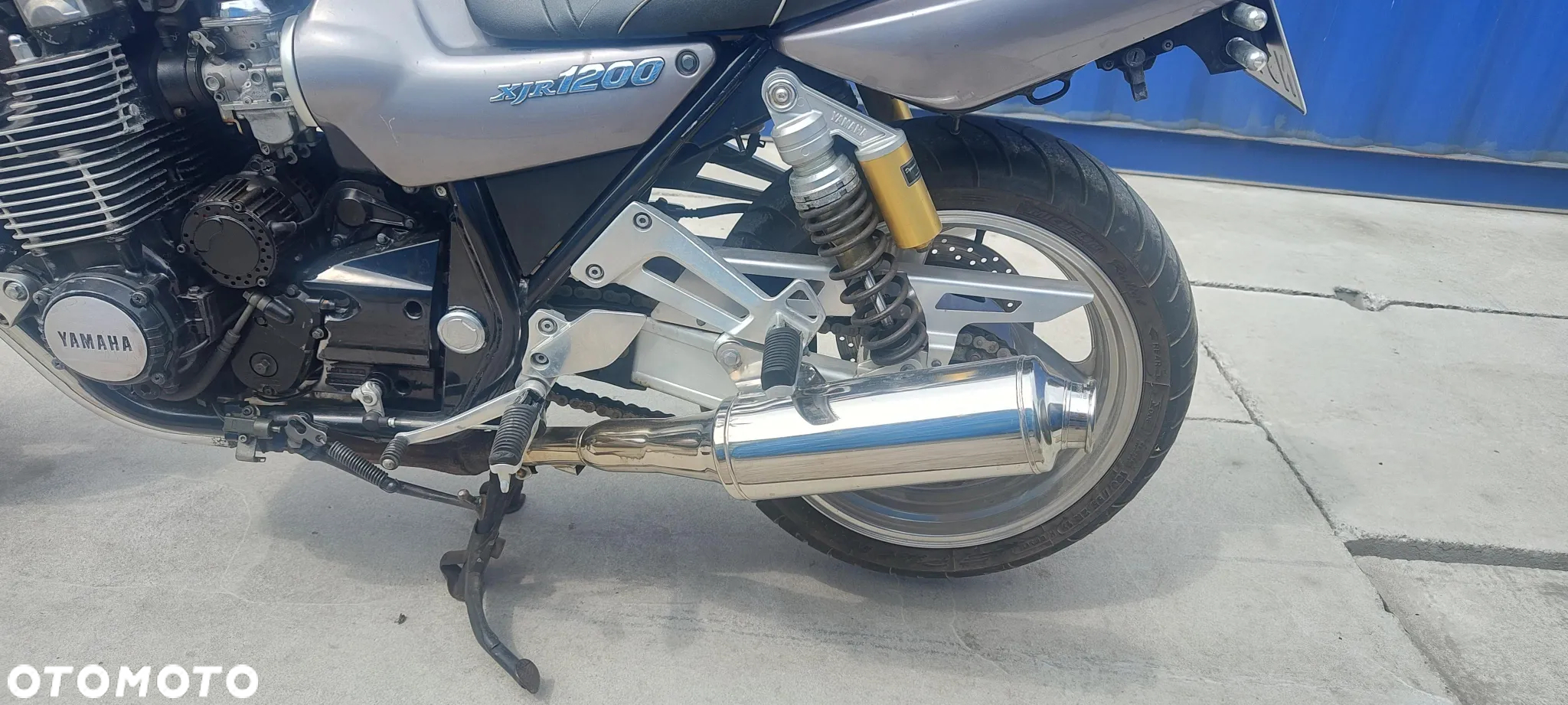 Yamaha XJR - 5