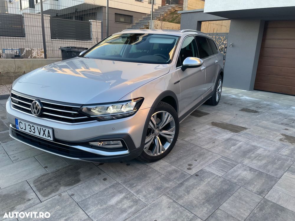 Volkswagen Passat - 2