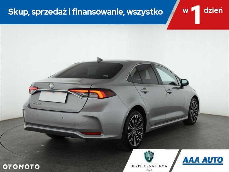 Toyota Corolla - 7