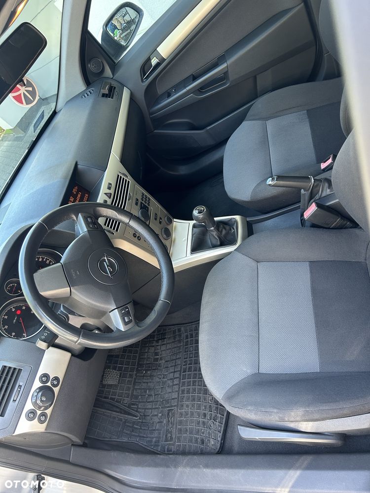 Opel Astra - 8