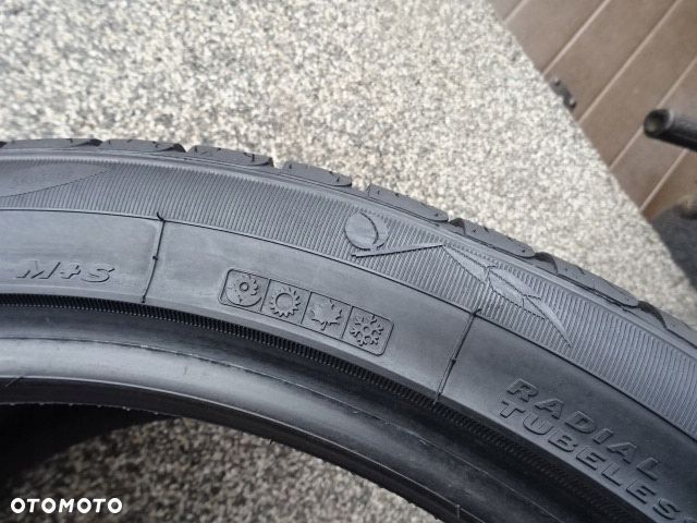235/40/R18 95W Extra loud Atlas Green 4S - 7