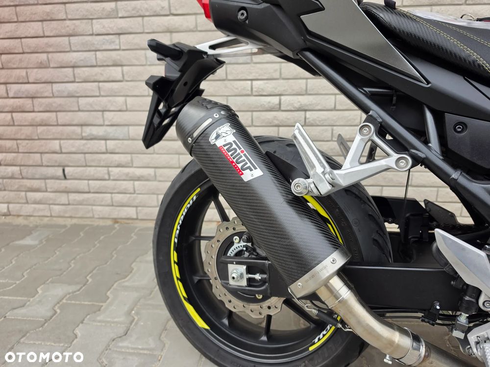 Honda Hornet - 21
