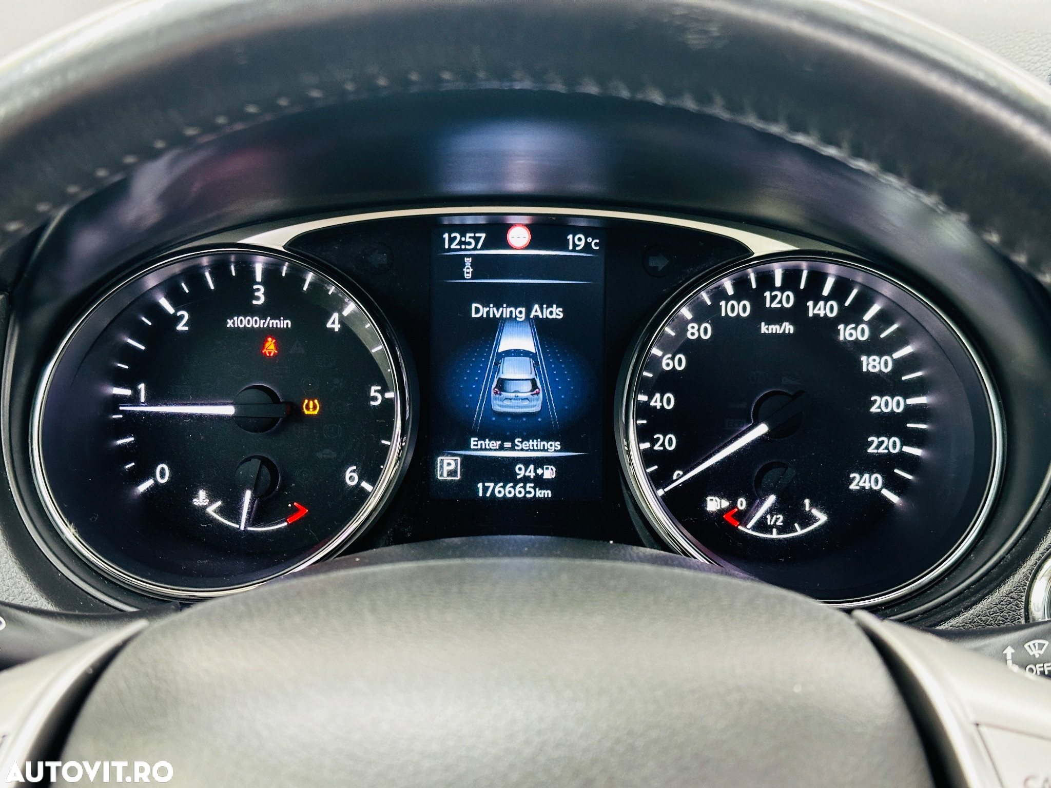Nissan X-Trail - 36