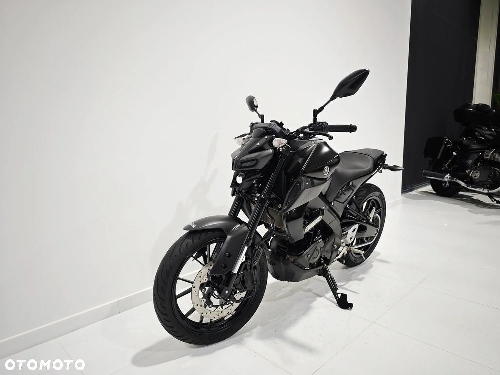 Yamaha MT - 8