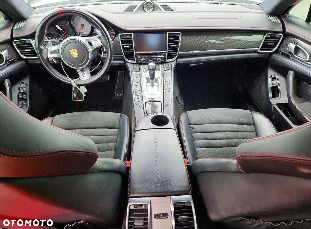 Porsche Panamera - 10