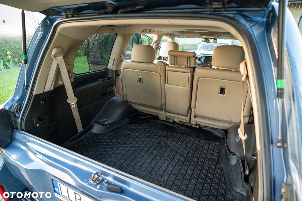 Toyota Land Cruiser LC 4.5 D-4D Prestige Platinium 7os - 12