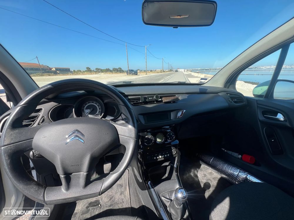 Citroën C3 1.2 PureTech Attraction - 9