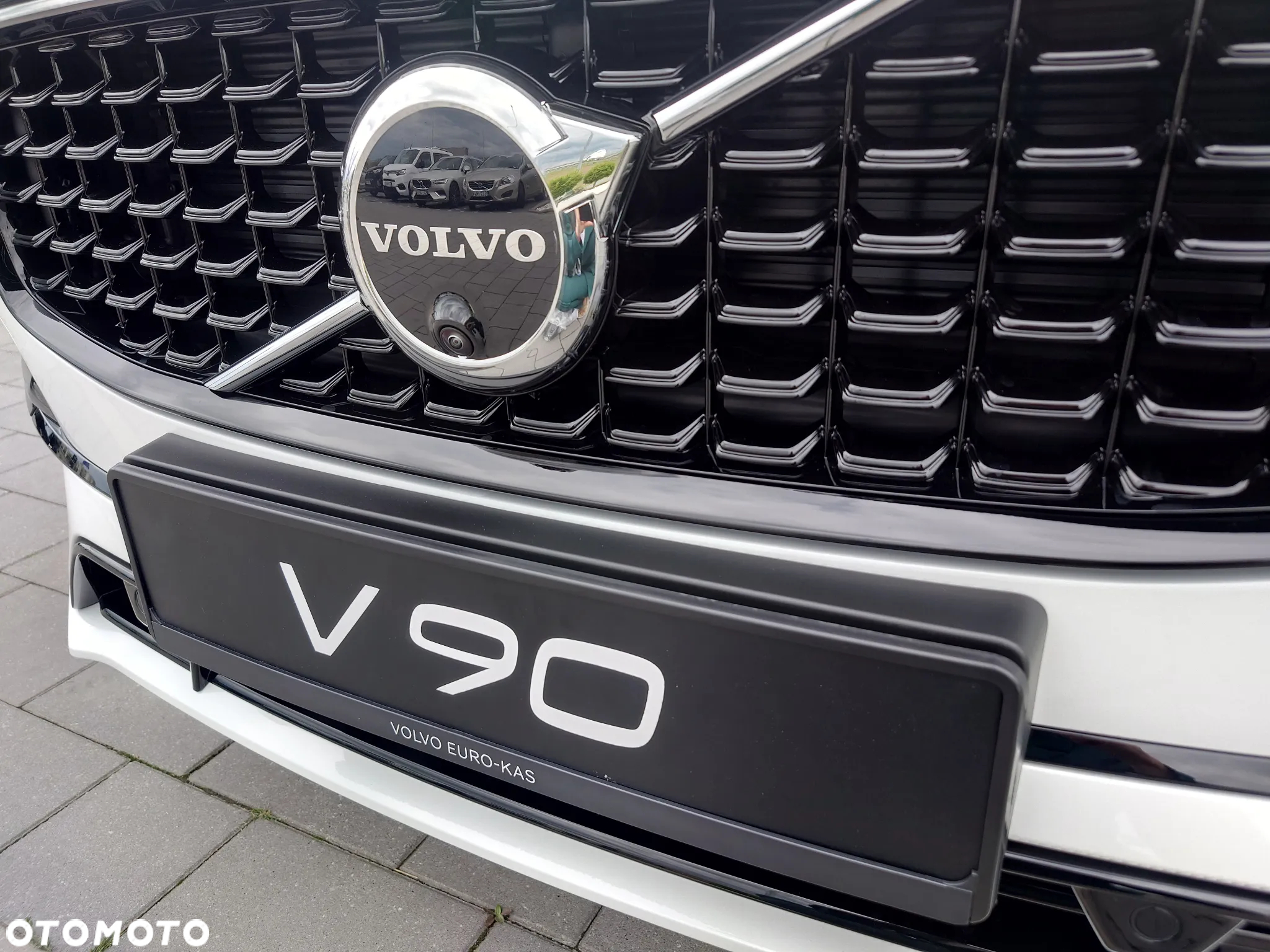 Volvo V90 T6 AWD Plug-In Hybrid Plus Dark - 14