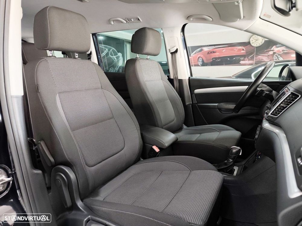 VW Sharan 2.0 TDI Blue Confortline DSG - 19