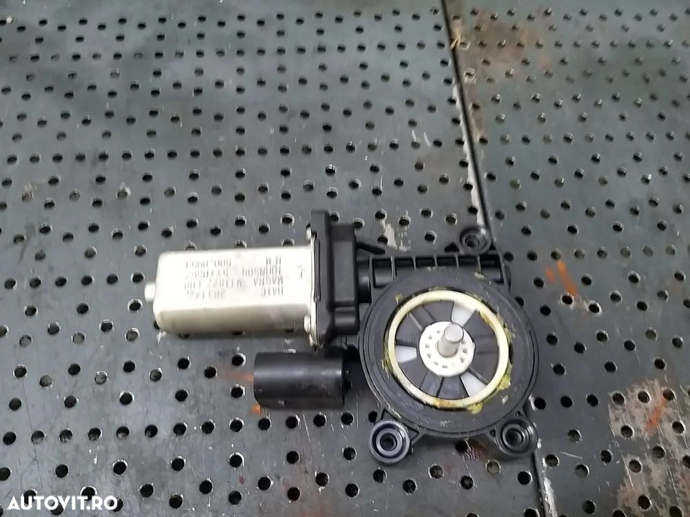 Motoras macara stanga fata mini countryman r60 m11822f00 5000953 - 2