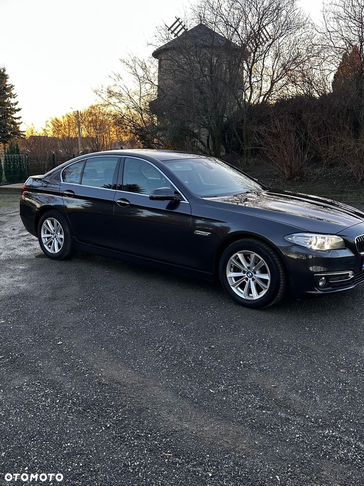 BMW Seria 5 520d Luxury Line - 3
