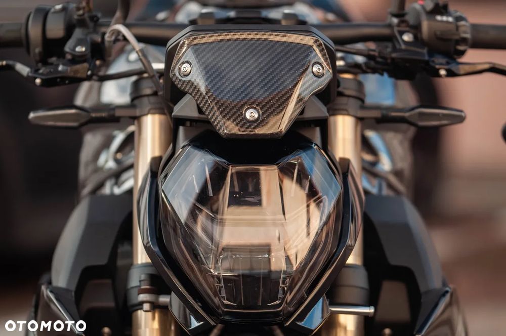 BMW S - 28