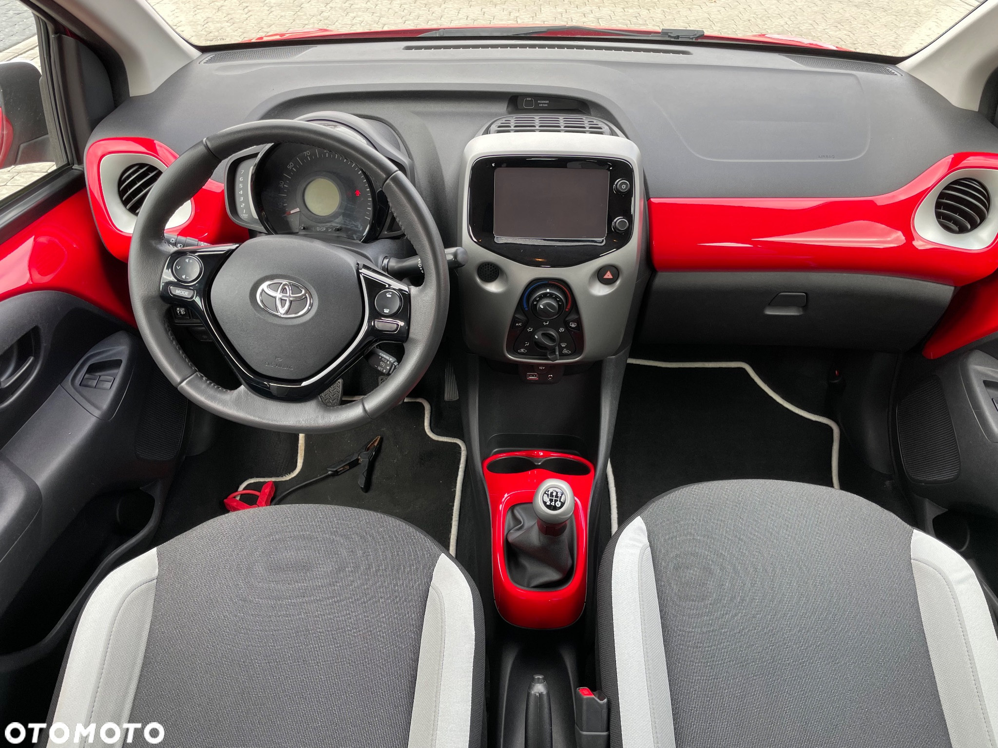Toyota Aygo x-play Edition S+ - 7
